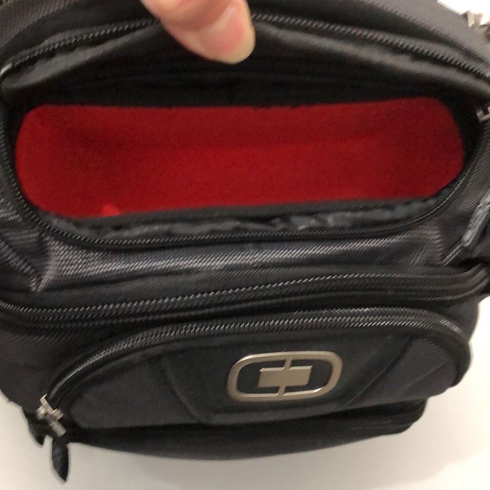 OGIO STRATAGEM BACKPACK  SIZE M - Picture 14 of 16